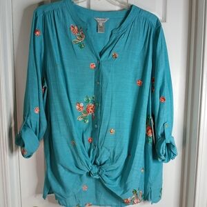 Multiples Blue Floral Embroidered Women's Top Size 2X NWT